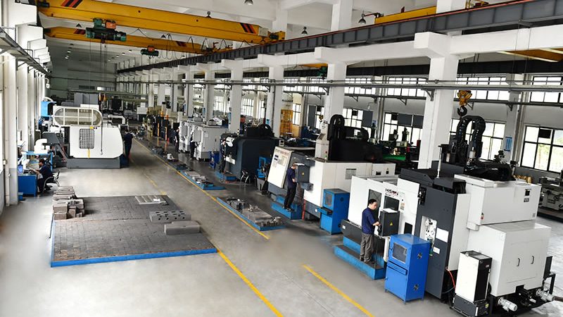 模具设计与制造：本质差异与关键要点**